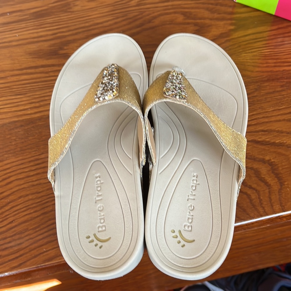 Bare Traps Bare Flips - image 6